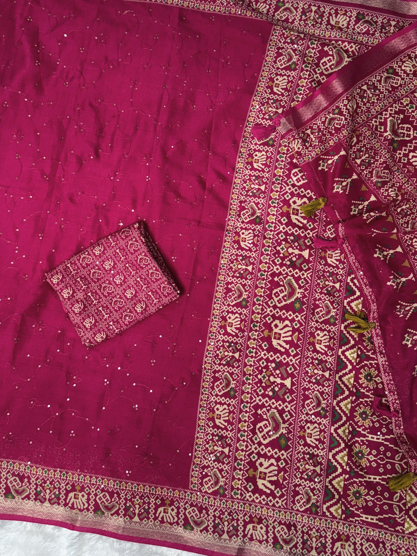 Anuscouture Neno banana - Ajrakh Printed Pure Mul Cotton Saree Anuscouture