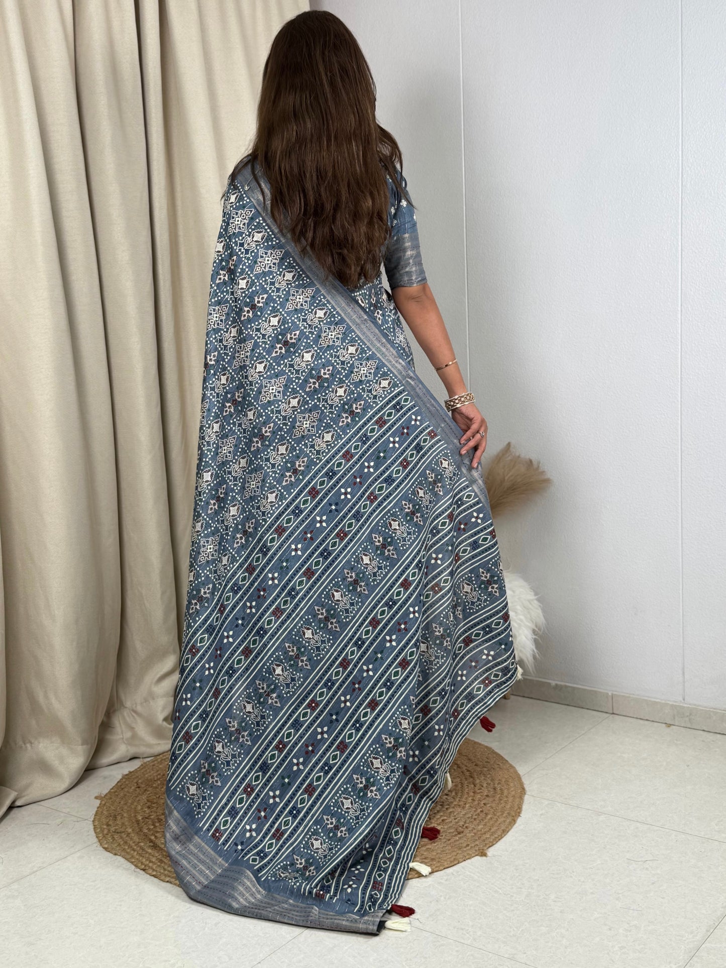 AnusCouture Shivali - Maslin Cotton Saree with Zari Border Anuscouture