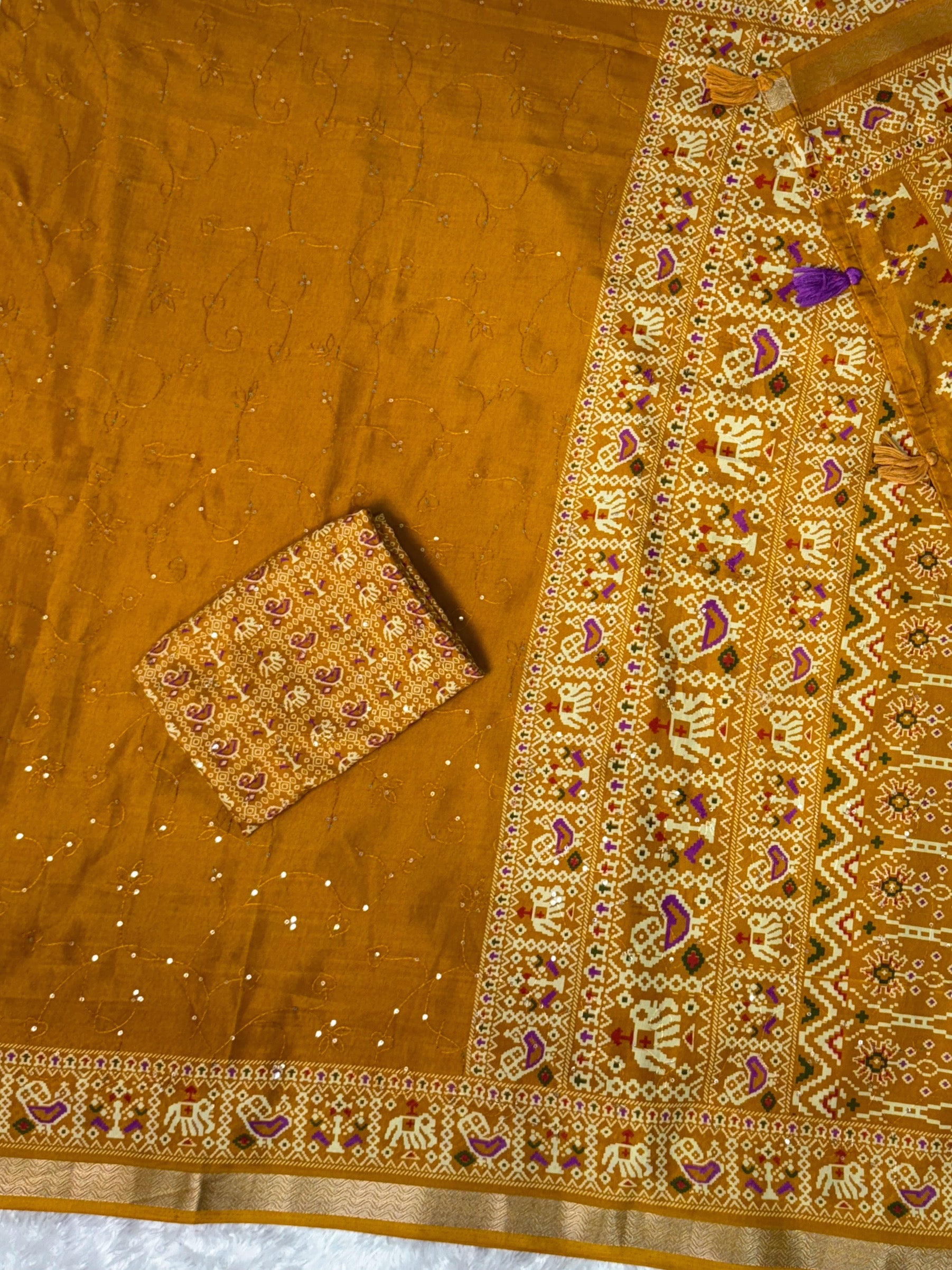 Anuscouture Neno banana - Ajrakh Printed Pure Mul Cotton Saree Anuscouture