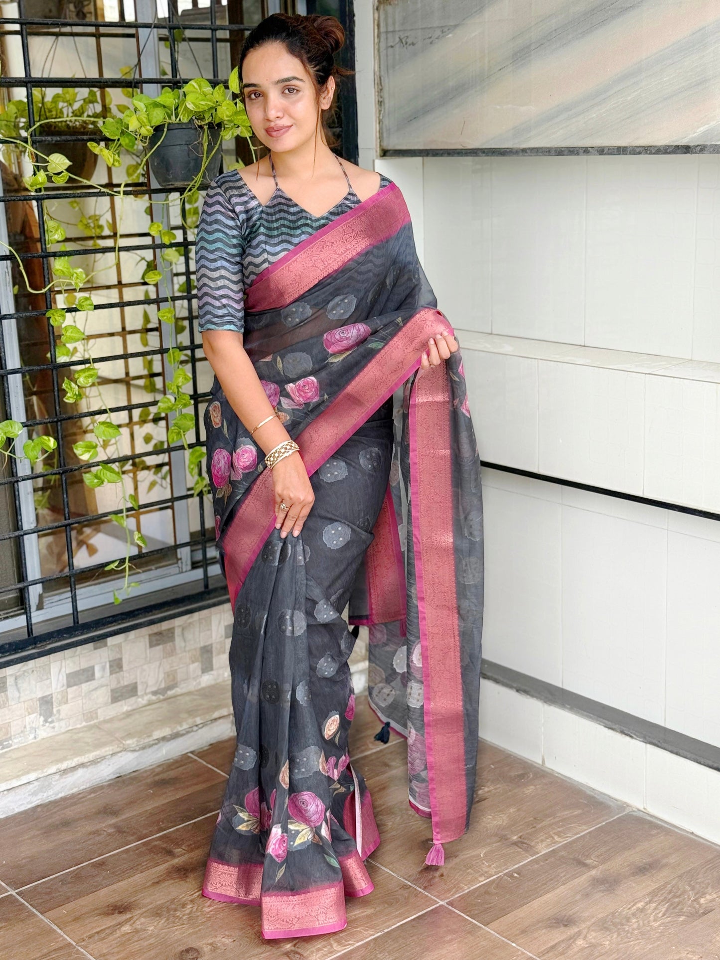 AnusCouture Rosa - Pure Cotton Jacquard Saree with Digital Print Anuscouture