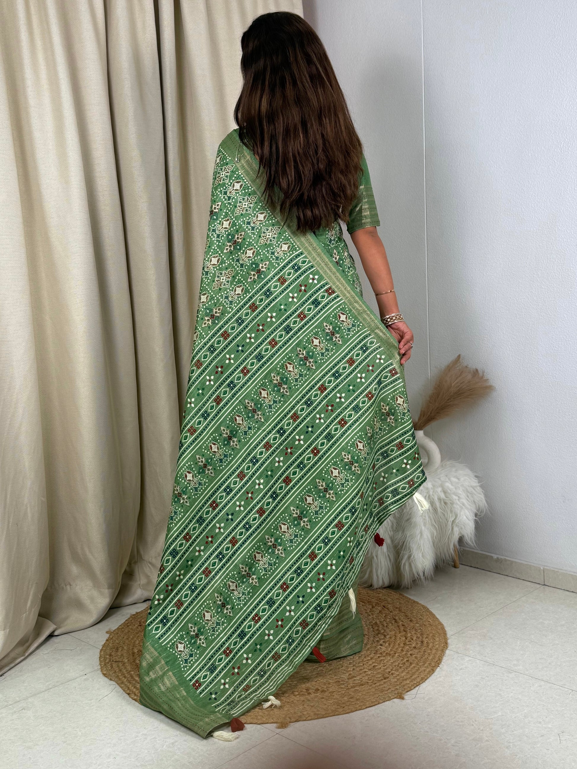 AnusCouture Shivali - Maslin Cotton Saree with Zari Border Anuscouture