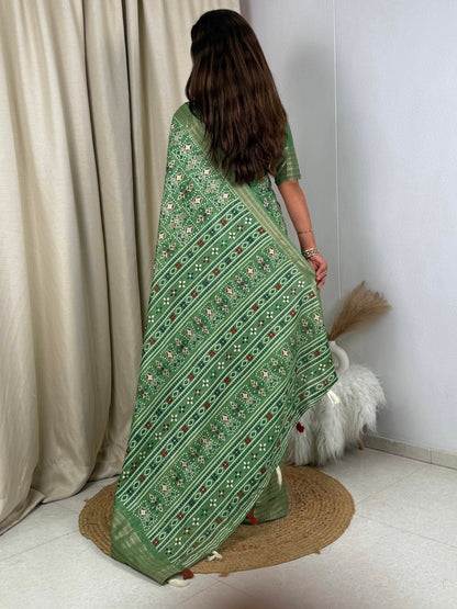 AnusCouture Shivali - Maslin Cotton Saree with Zari Border Anuscouture