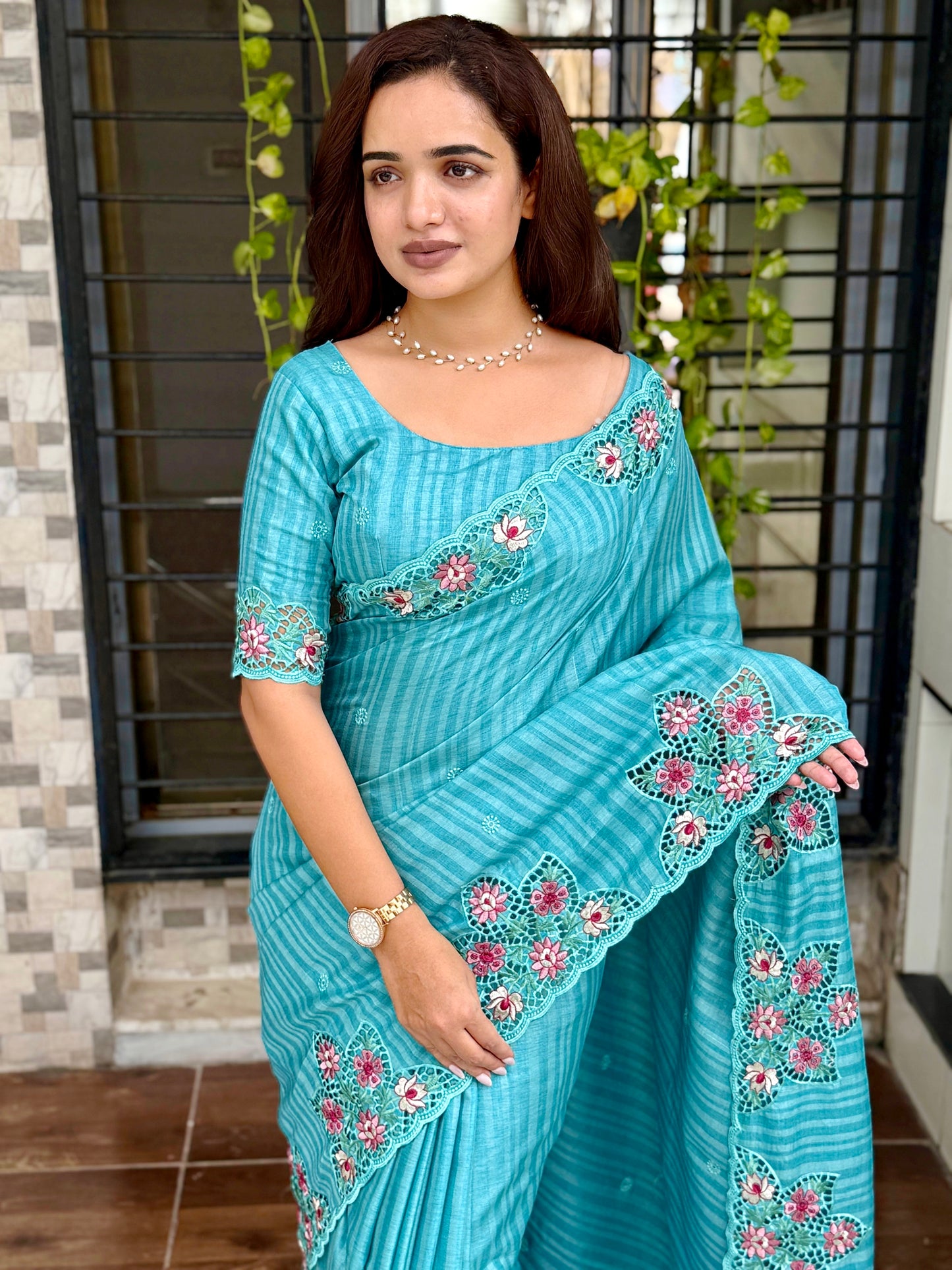 Anuscouture Ishwari - The Art of Elegance Anuscouture