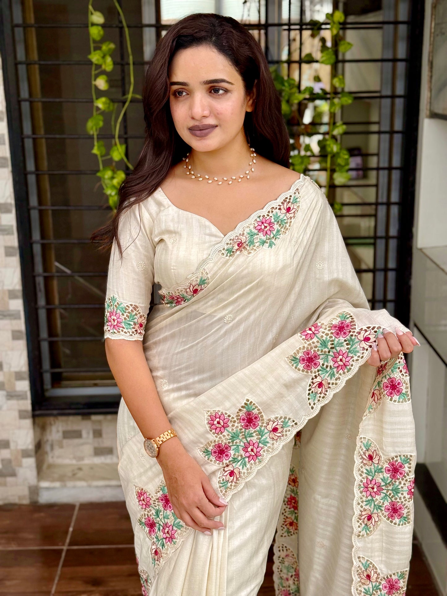 Anuscouture Ishwari - The Art of Elegance Anuscouture