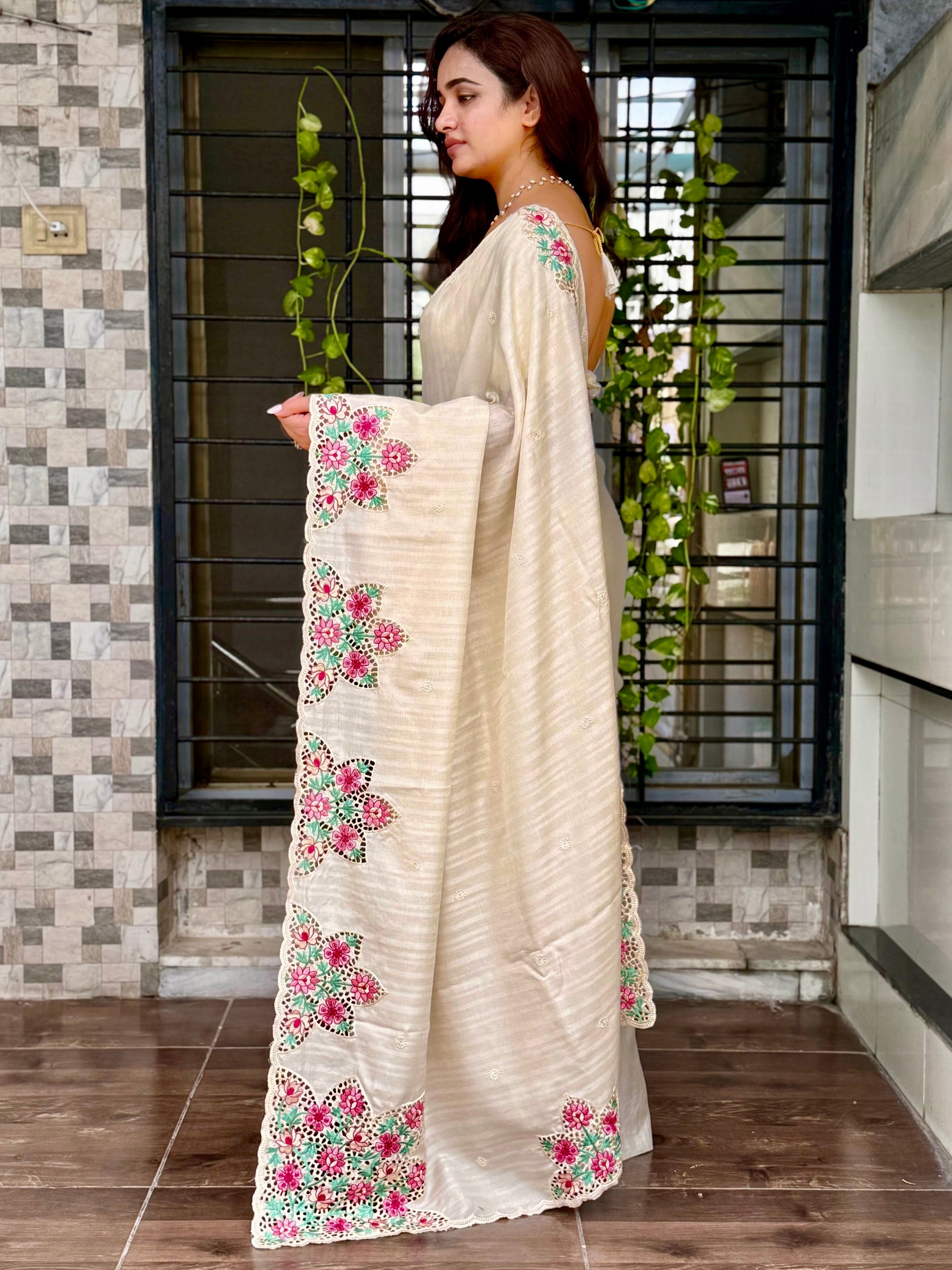 Anuscouture Ishwari - The Art of Elegance Anuscouture