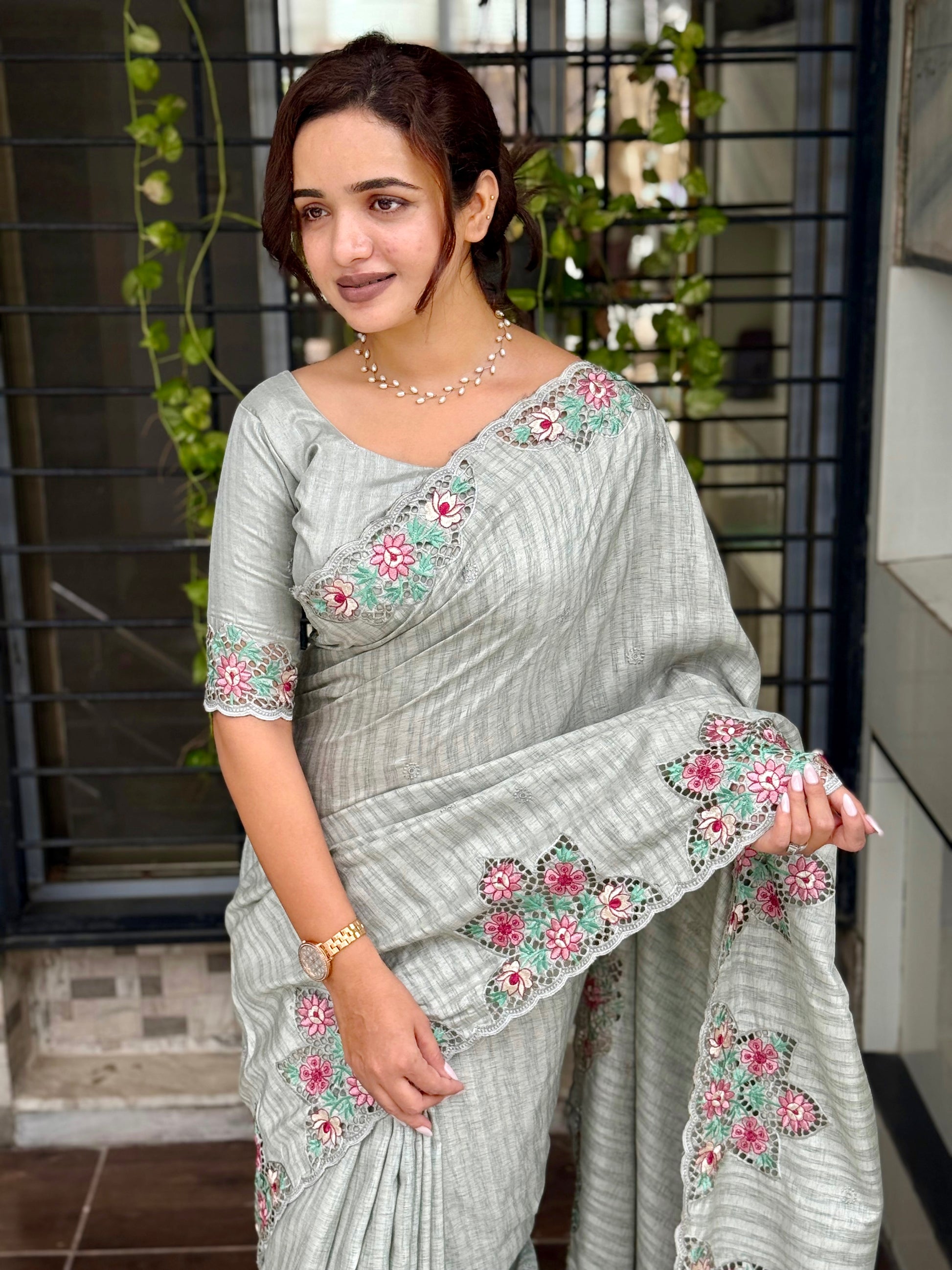 Anuscouture Ishwari - The Art of Elegance Anuscouture