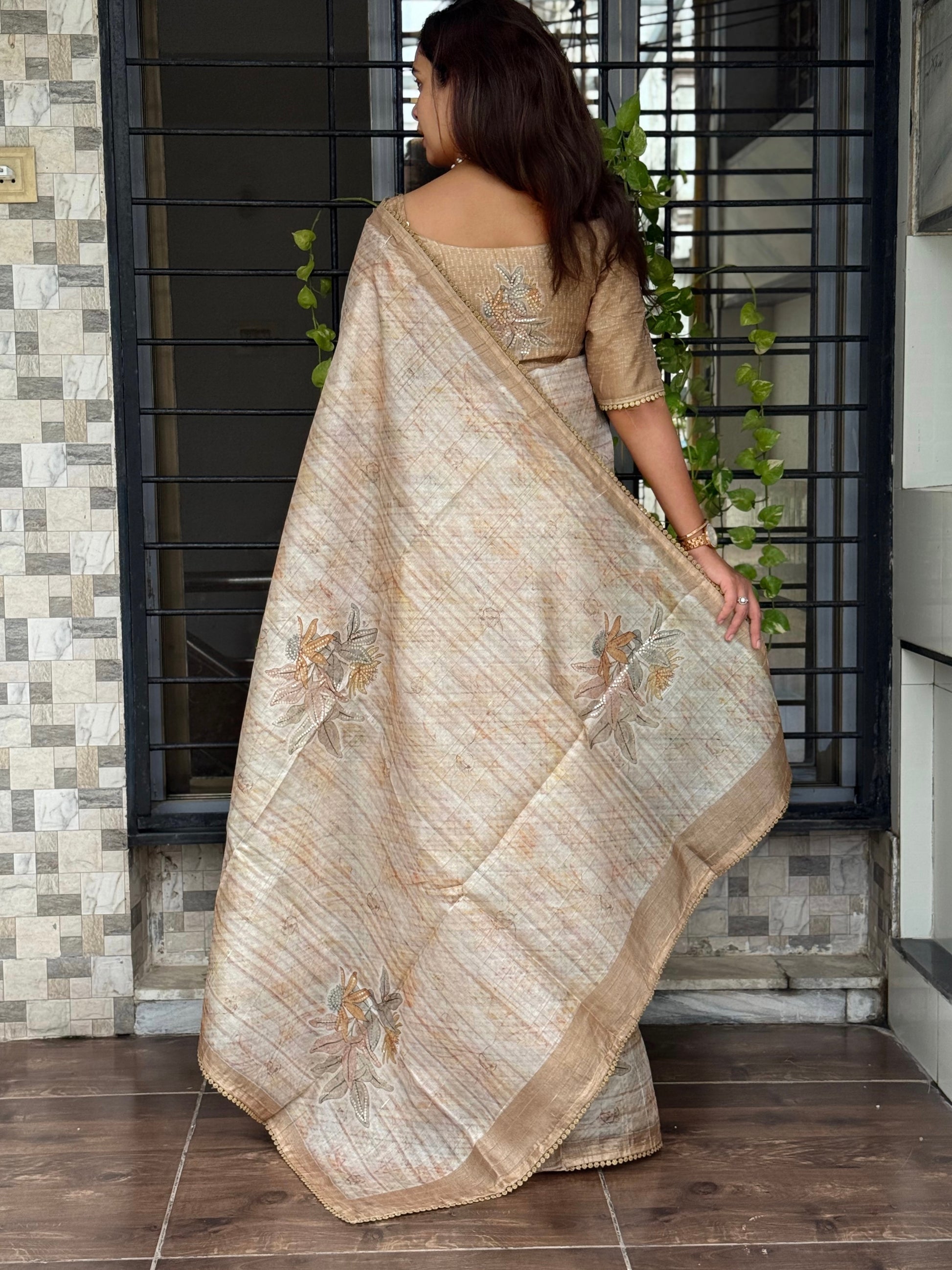 AnusCouture Divya - Pure Linen Saree with Digital Print & Sequin Detailing Anuscouture