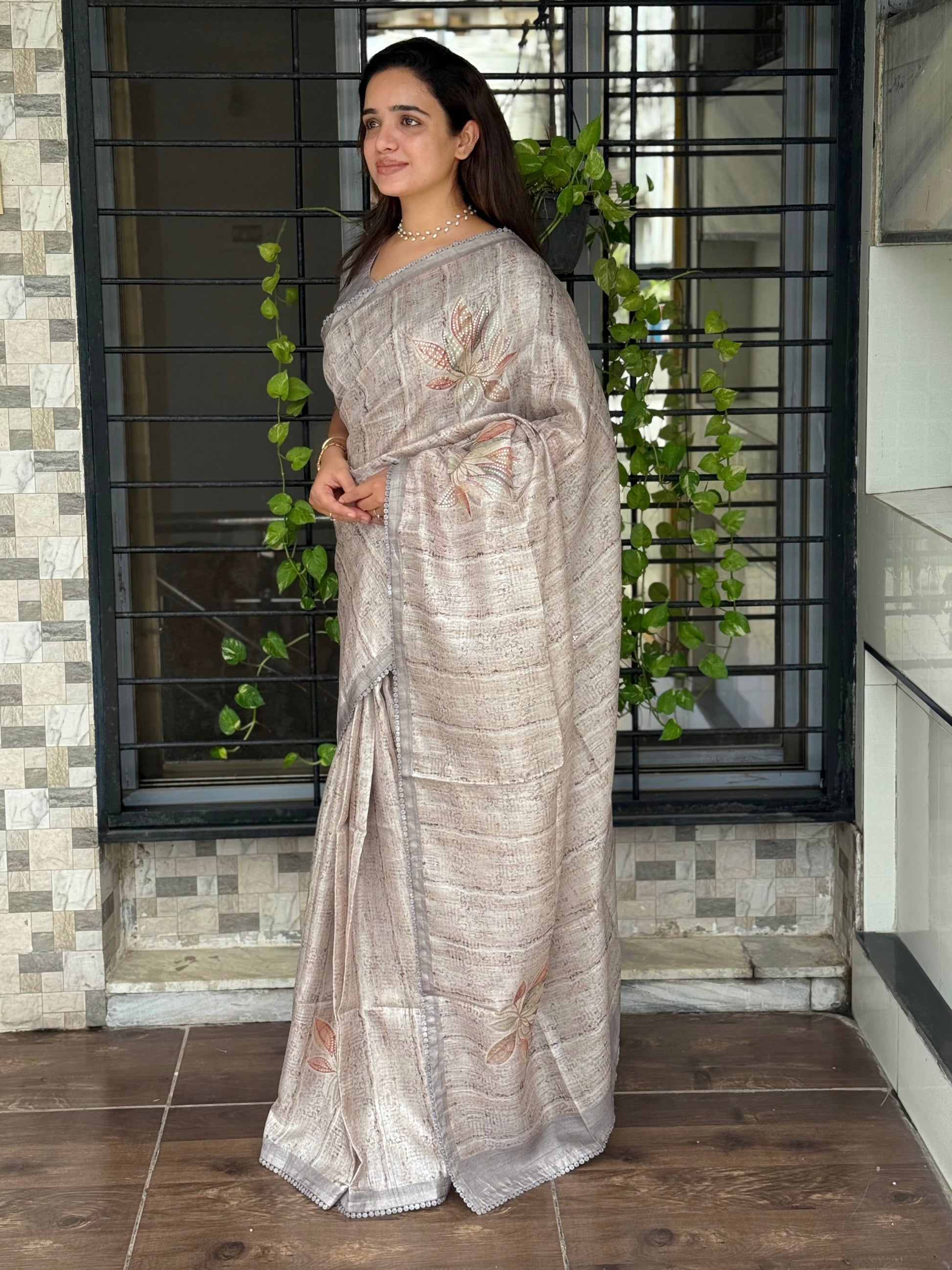 AnusCouture Divya - Pure Linen Saree with Digital Print & Sequin Detailing Anuscouture