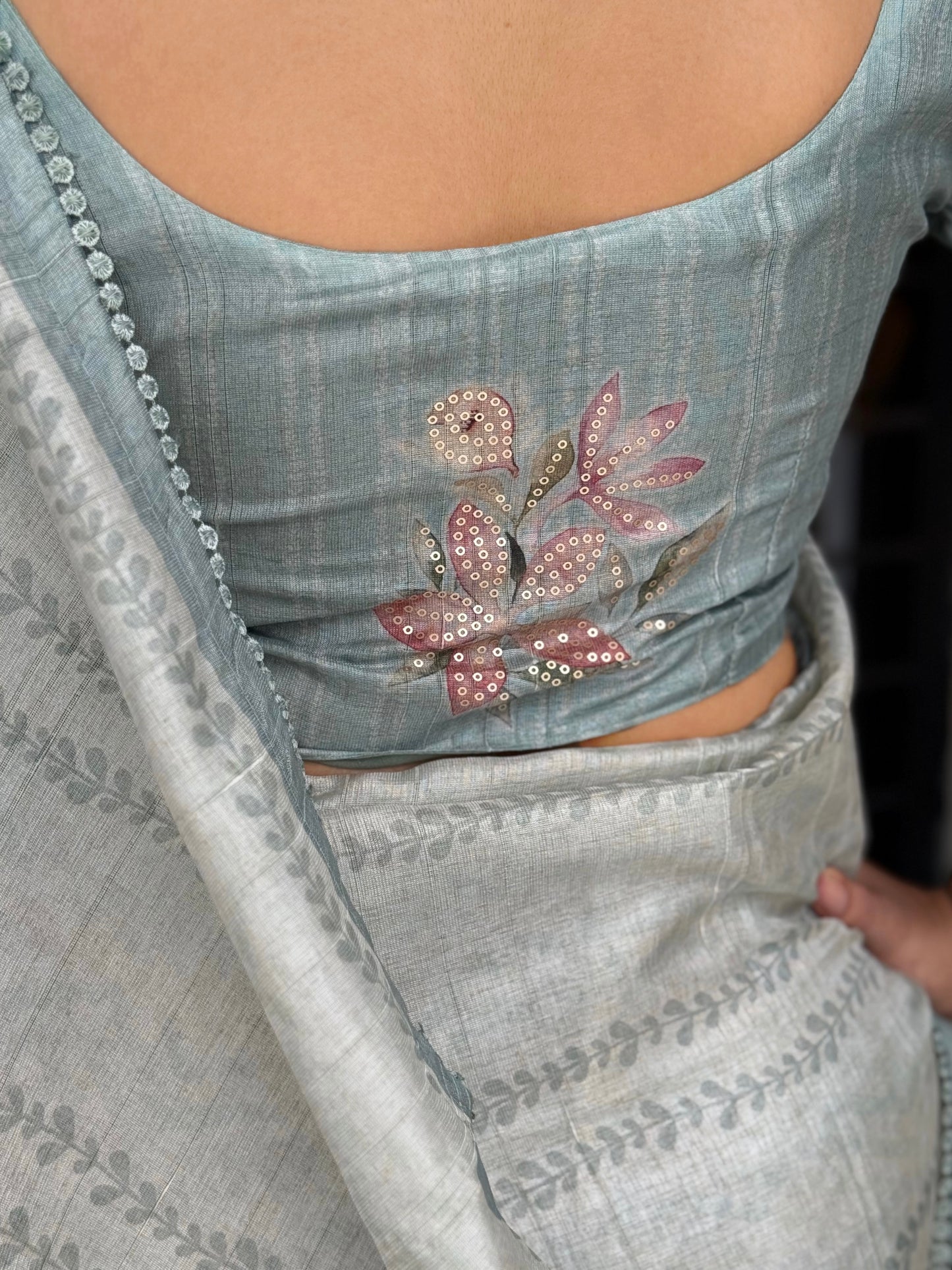 AnusCouture Divya - Pure Linen Saree with Digital Print & Sequin Detailing Anuscouture