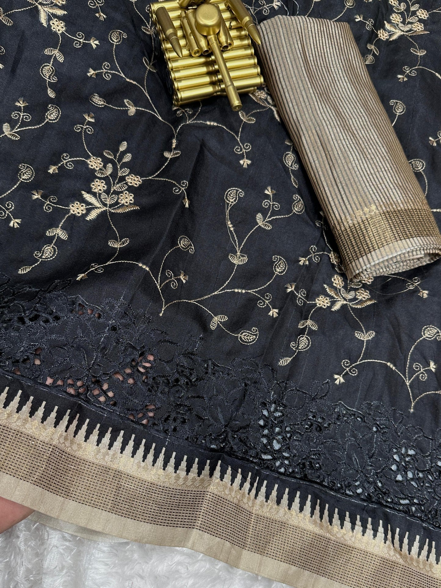 Anuscouture Wayanad - Tusser Cotton Saree with Dual Zari Border & Digital Print Anuscouture