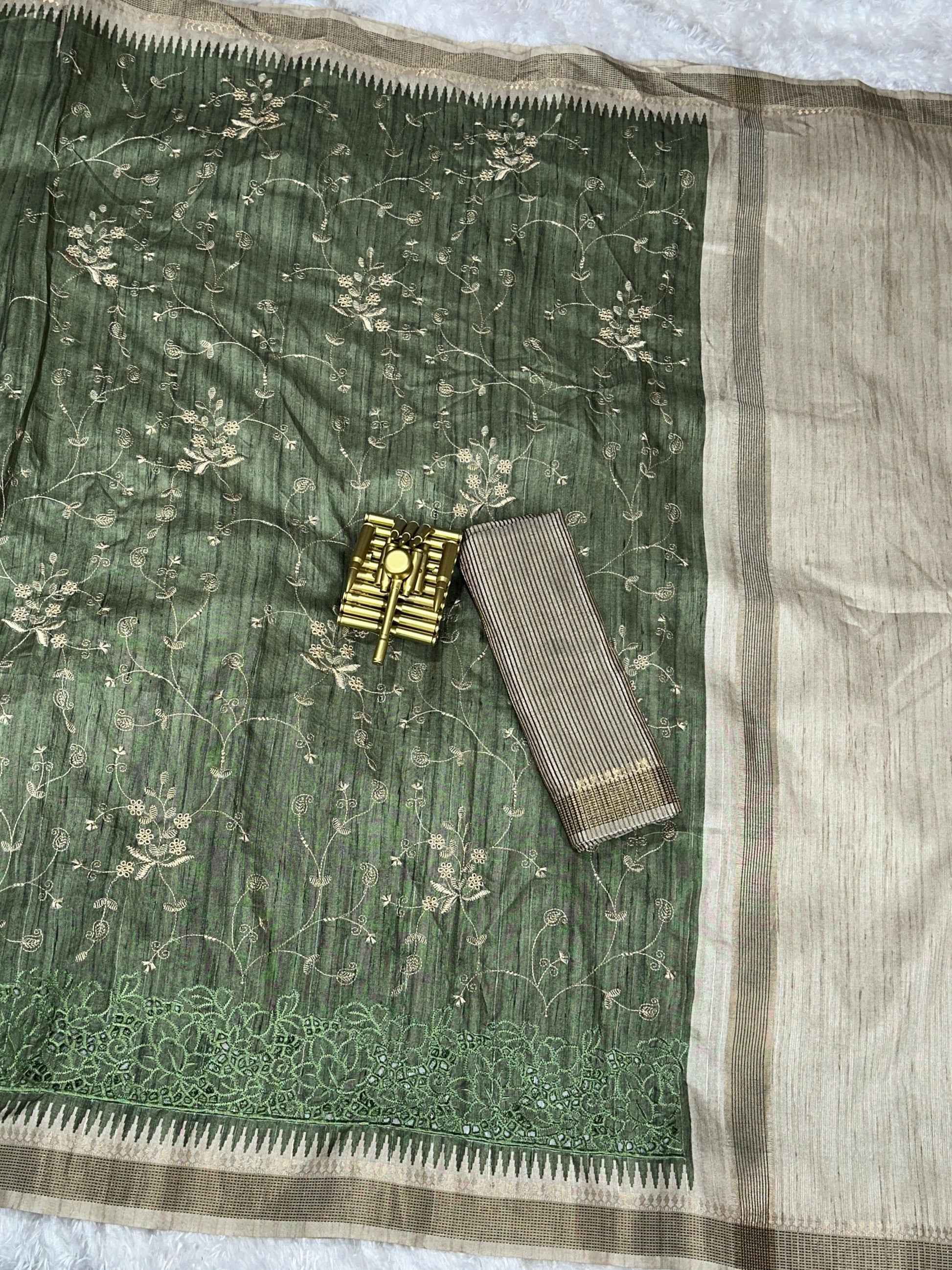 Anuscouture Wayanad - Tusser Cotton Saree with Dual Zari Border & Digital Print Anuscouture