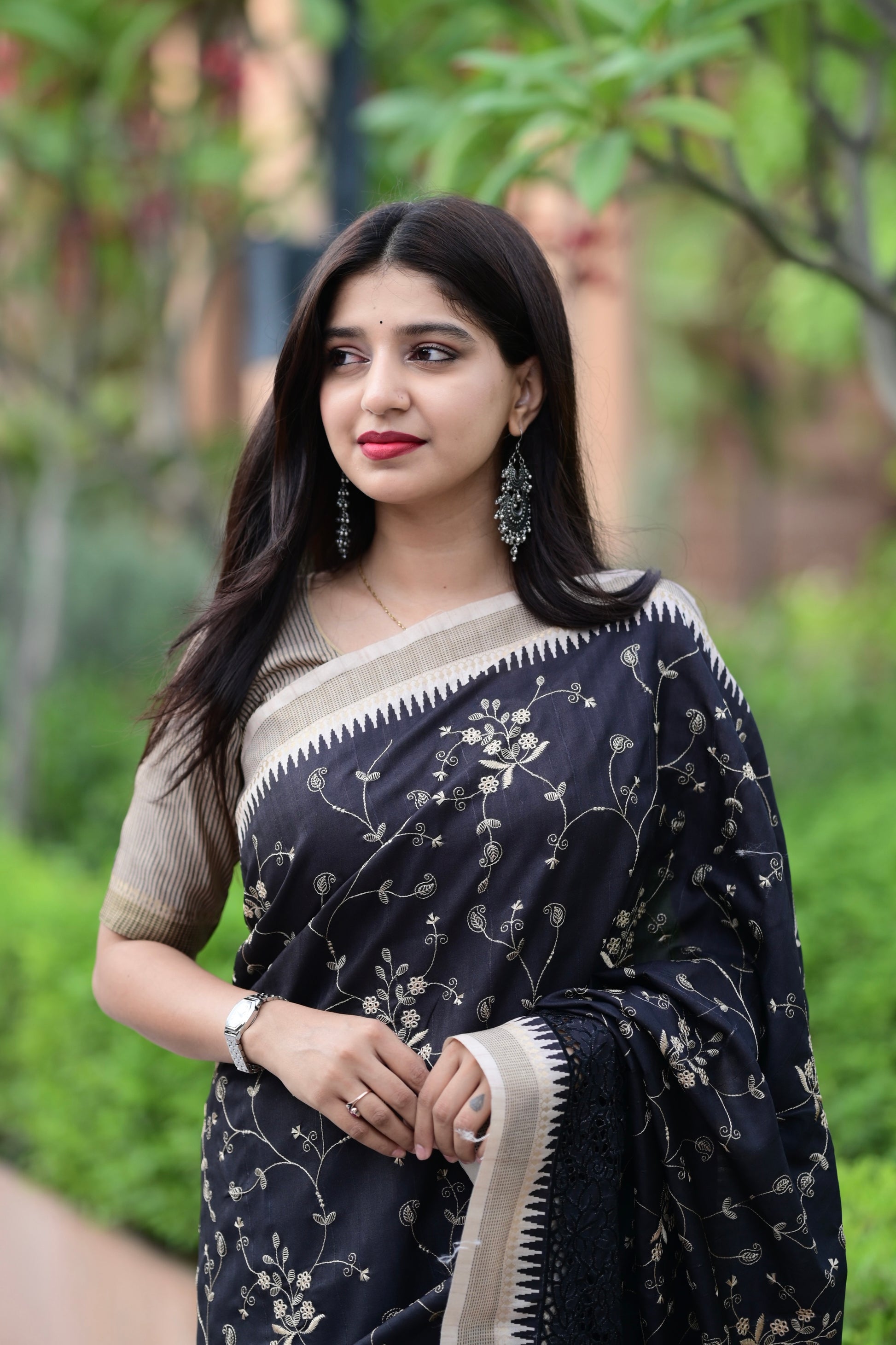 Anuscouture Wayanad - Tusser Cotton Saree with Dual Zari Border & Digital Print Anuscouture